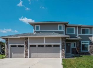 973 Somersby Ct, West Des Moines, IA 50266
