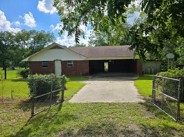 336 Lilac Rd, Fitzgerald, GA 31750