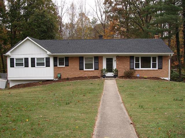 2nd image of 3014 Hedrick Ct