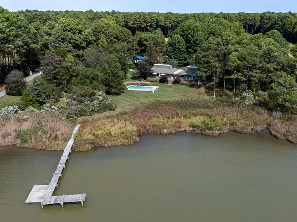 23869 New Land Dr, Saint Michaels, MD 21663
