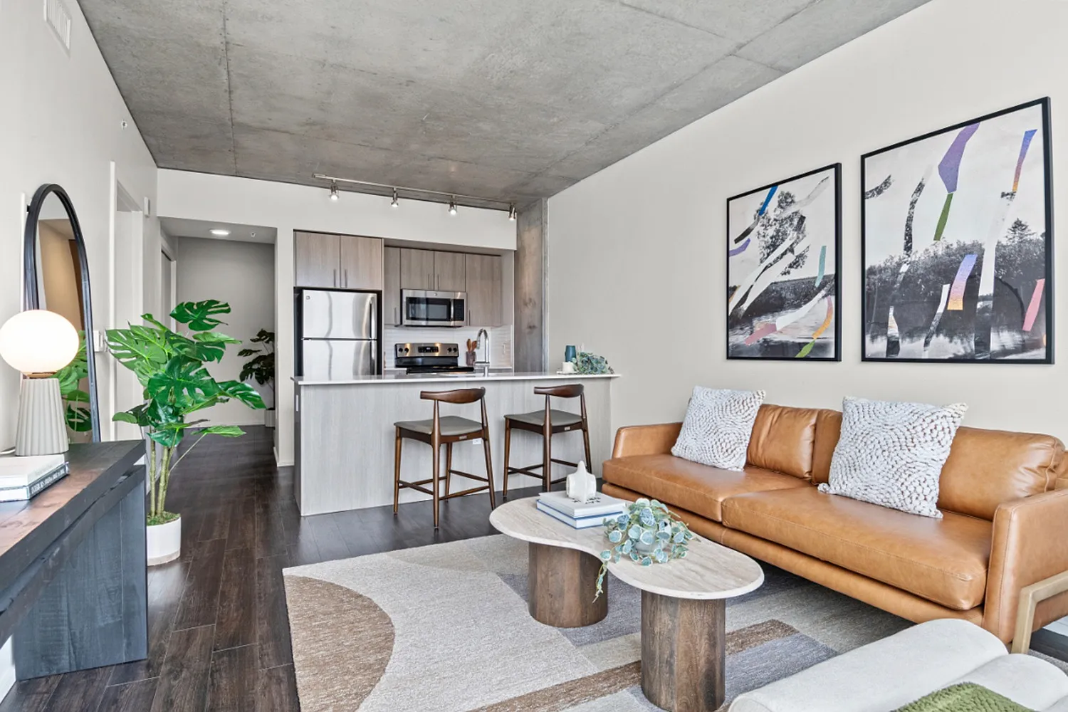 NV Apartments — Photo 1