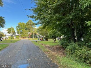 Monroe Dr, Colonial Beach, VA 22443