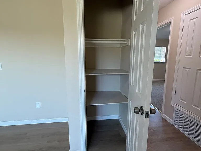 1370 Calabazas Blvd — Photo 7