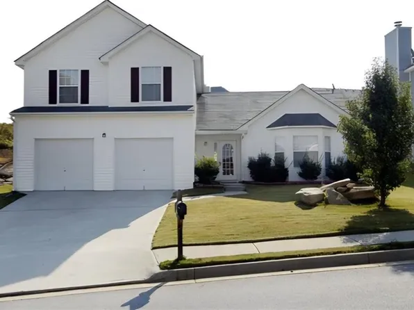 5420 Sapphire Cir, Ellenwood, GA 30294
