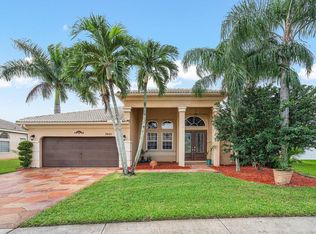 7451 Greenville Cir, Lake Worth, FL 33467