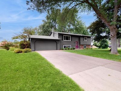 7865 Penn Ave N, Brooklyn Park, MN, 55444