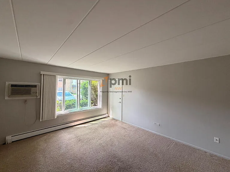 111 Harrington Ave #11 — Photo 3