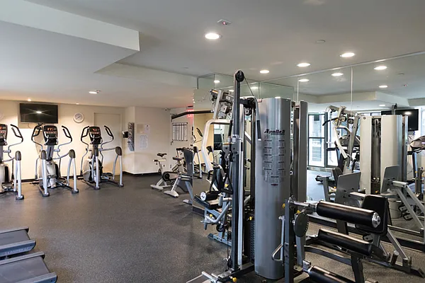 Sold by Compass | media 22