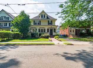 36 E Newell Ave, Rutherford, NJ 07070
