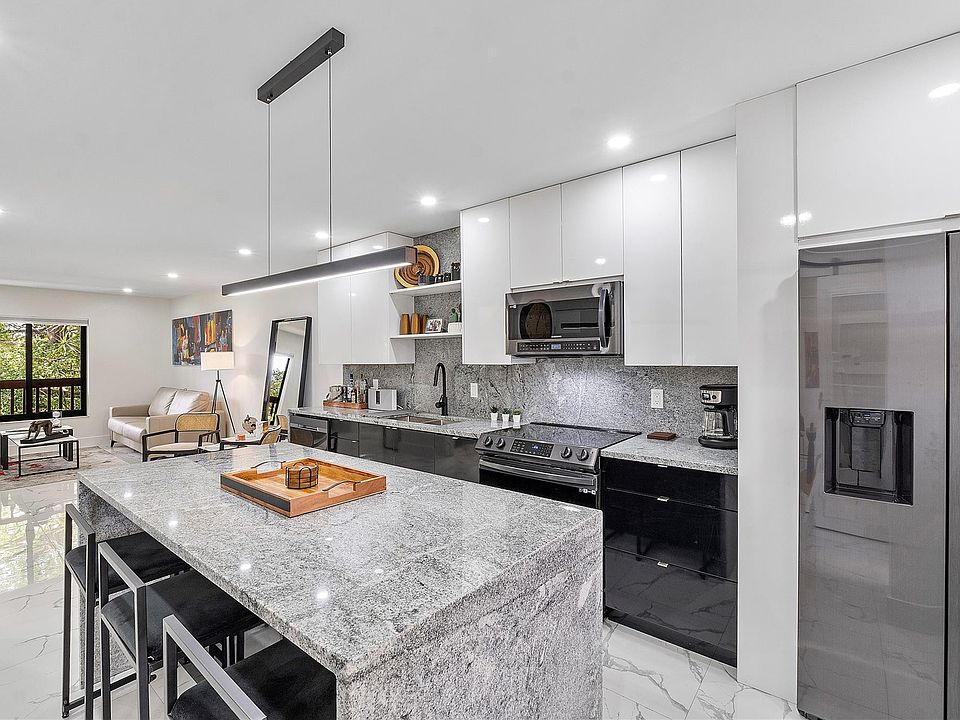 1st image of 2916 NE 8th Terrace #202