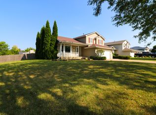 2512 Joe Adler Dr, Plainfield, IL