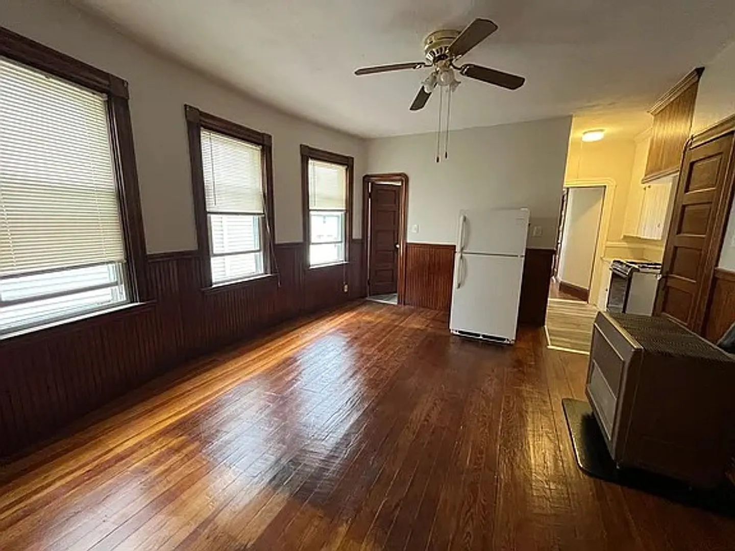 46 Princeton St — Photo 4