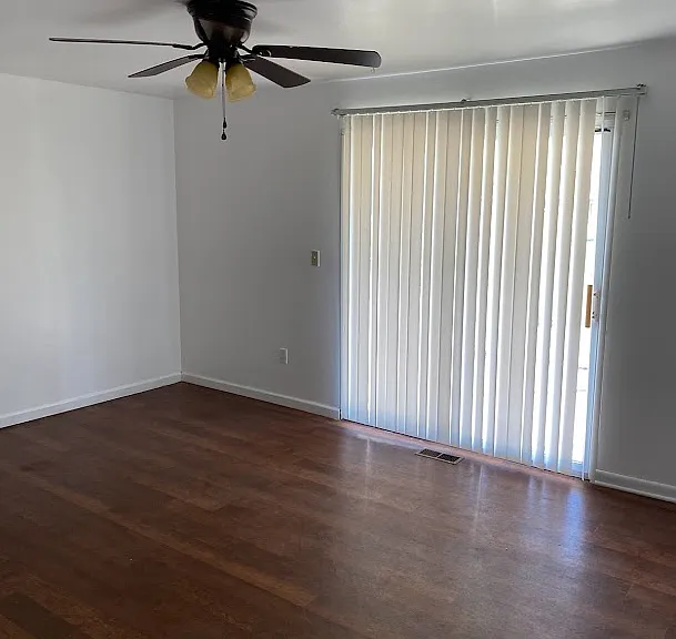 5460-5462 Bromwick Dr #5460 — Photo 7