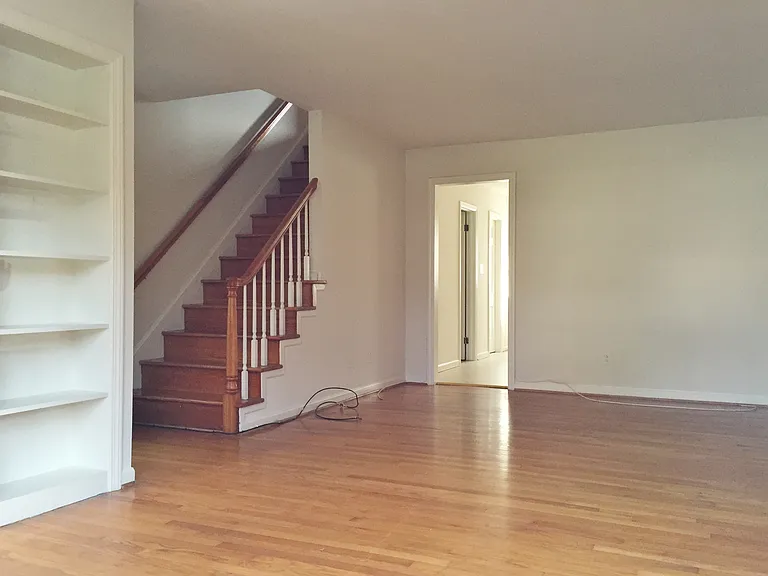 1204 William St — Photo 7