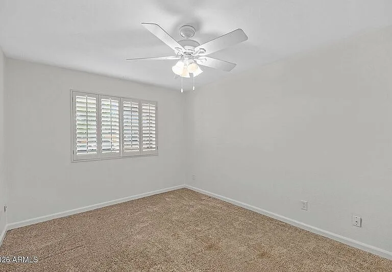 2137 E Apollo Ave — Photo 20