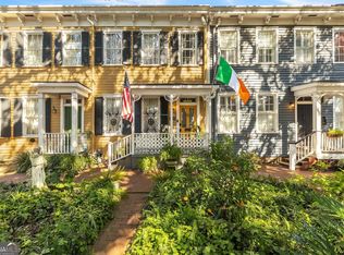 528 E Jones St, Savannah, GA 31401