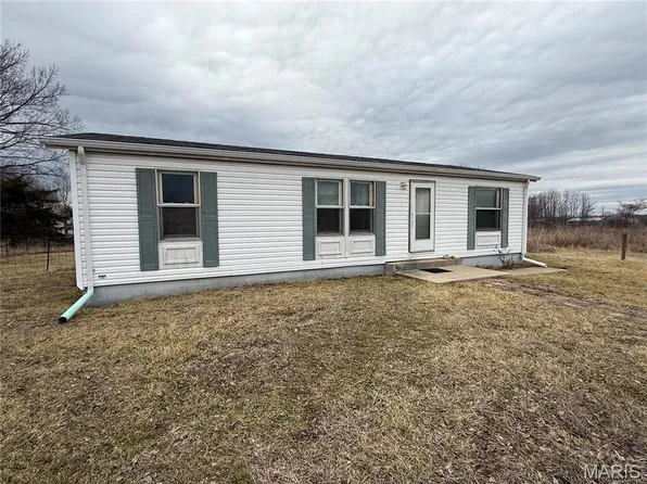 16111 Brendon Dr, Farmington, MO 63640