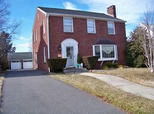 11 Elwood Ave, Flemington, NJ 08822