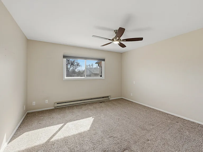 1040 S Fulton St — Photo 11