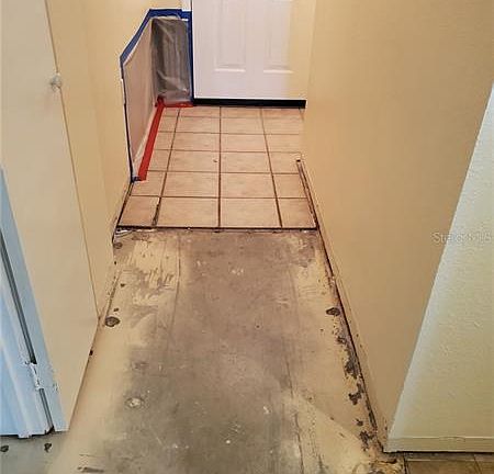 3rd image of 100 4th Ave S APT 319