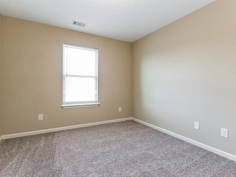 174 Brightondale Blvd — Photo 13