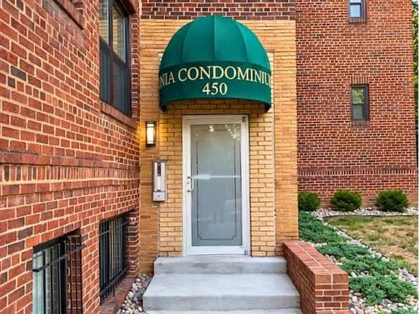 450 Xenia St SE #6, Washington, DC 20032