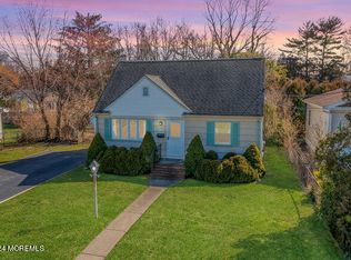 1213 Crosby Rd, Spring Lake, NJ 07762