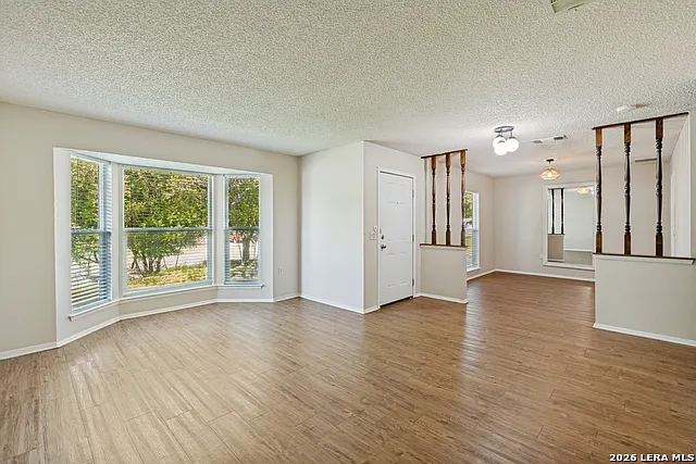 16006 Eagleway St — Photo 8