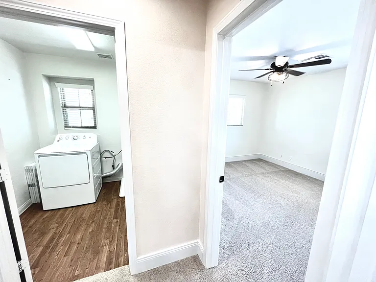 7140 Charter Crest St — Photo 81