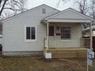 924 W Cushing St, Decatur, IL 62526