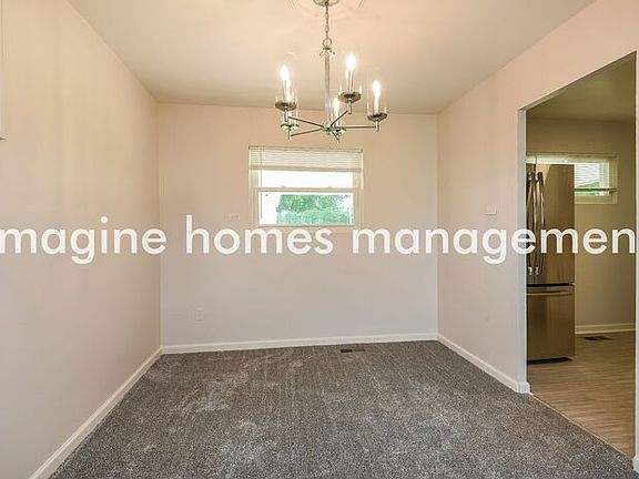 4th image of 421 Sussex Dr