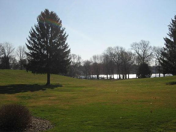 5th image of 16499 Pretty View Ct