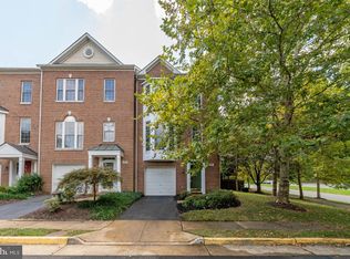 4273 Upper Park Dr, Fairfax, VA 22030