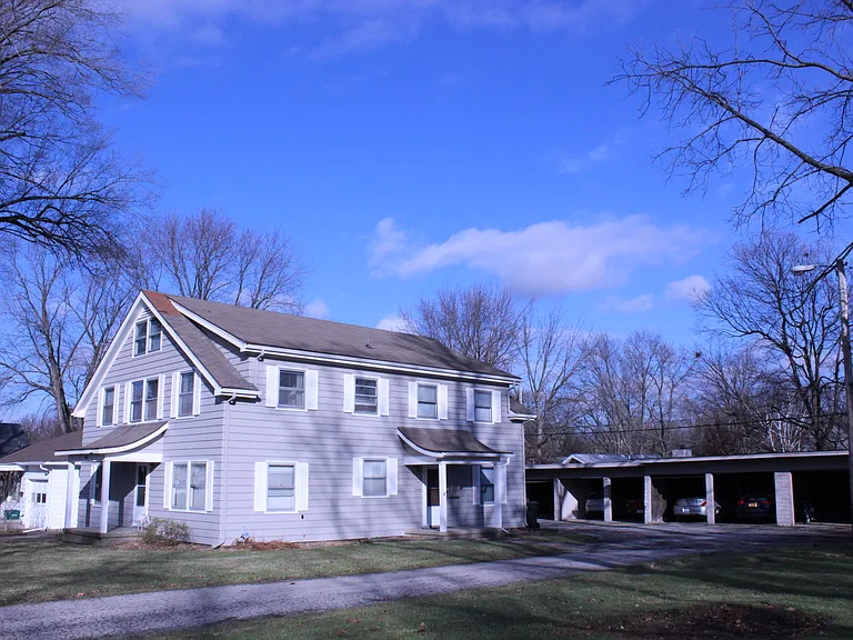 1010 S Anderson St #2 — Photo 1