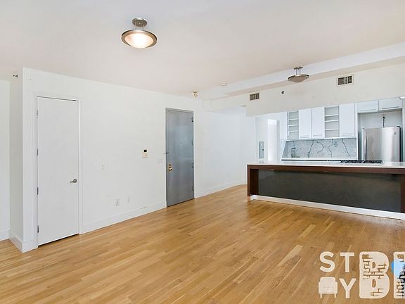 4th image of 589 Flushing Ave APT 1