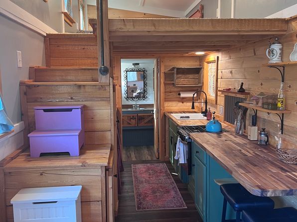 (undisclosed Address)