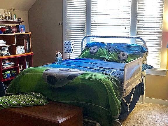 Upstairs bedroom