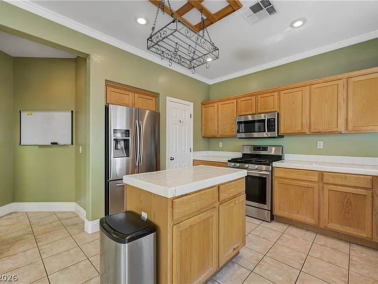 3412 Mountain Park St — Photo 14