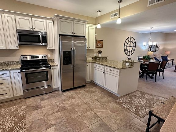 4th image of 183 Blackbird Village Cir