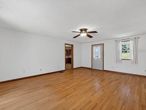 3rd image of 6372 S Burch Rd