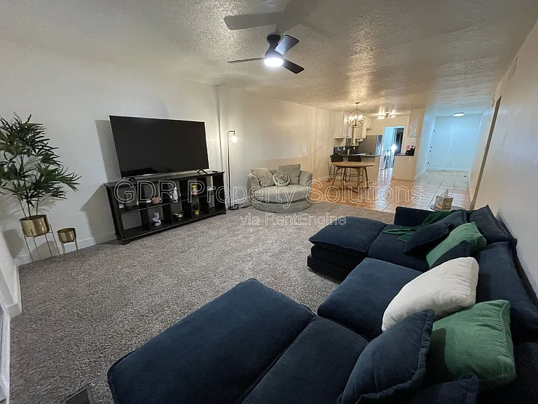 520 Ortiz Dr NE — Photo 14