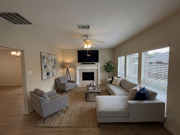 5th image of 5607 Creekhollow Dr