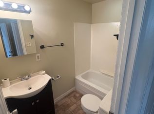 400 Kingsboro St #1, Pittsburgh, PA 15211