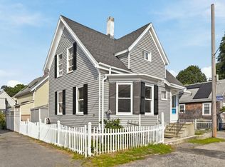 8 Sylvan St, Gloucester, MA 01930