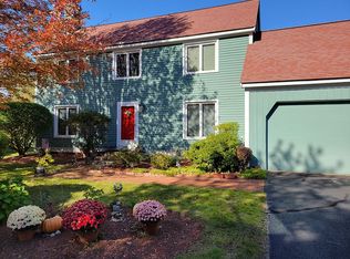 5 Sunflower Ln, Nashua, NH 03063