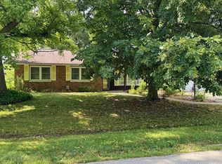 706 Grandview Way, Metamora, IL