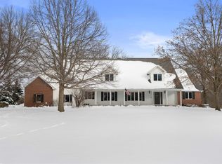 110 Hidden Meadow Ln, Denver, IA 50622