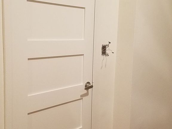 3rd image of 348 W End Ave APT 4B