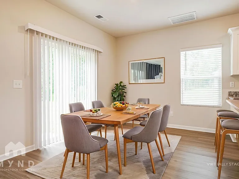 104 Everglade Way — Photo 3