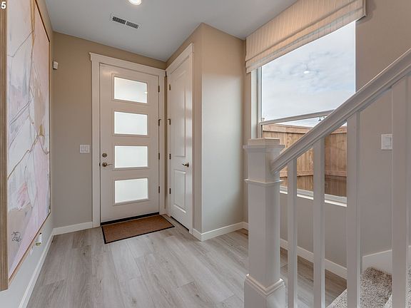 4th image of 8267 SE Blanton St